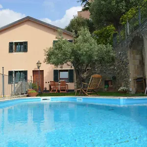 Ca Da Muntà Bed & Breakfast
