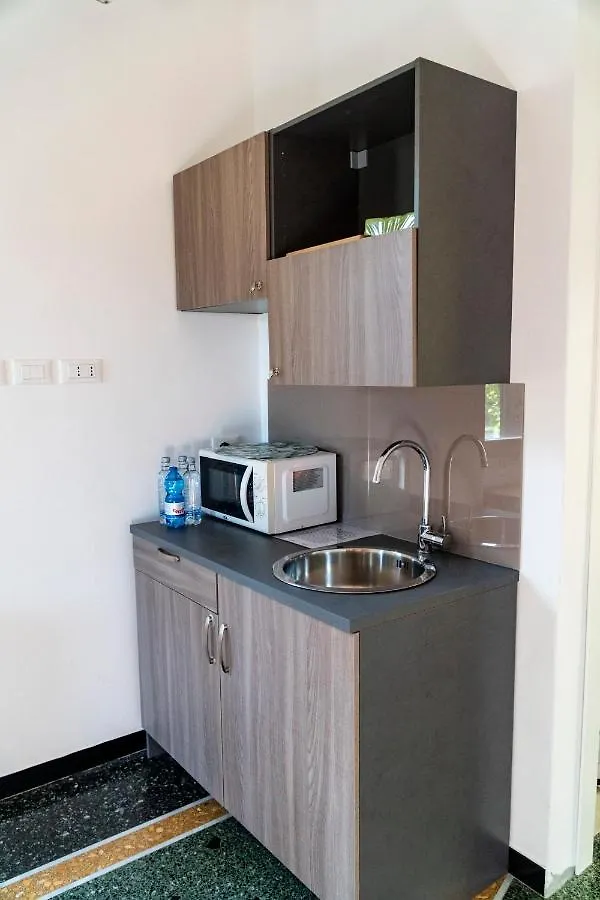 Tui Beds Hotel Arenzano 2*,